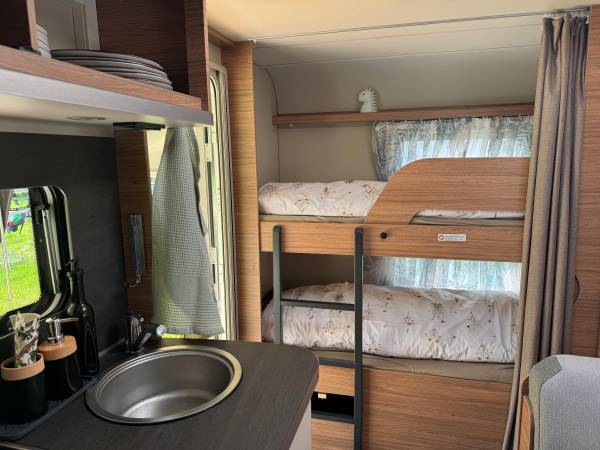 karavan10
